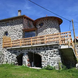 gite-la-tourterelle.hotels-rhonealpes.com/