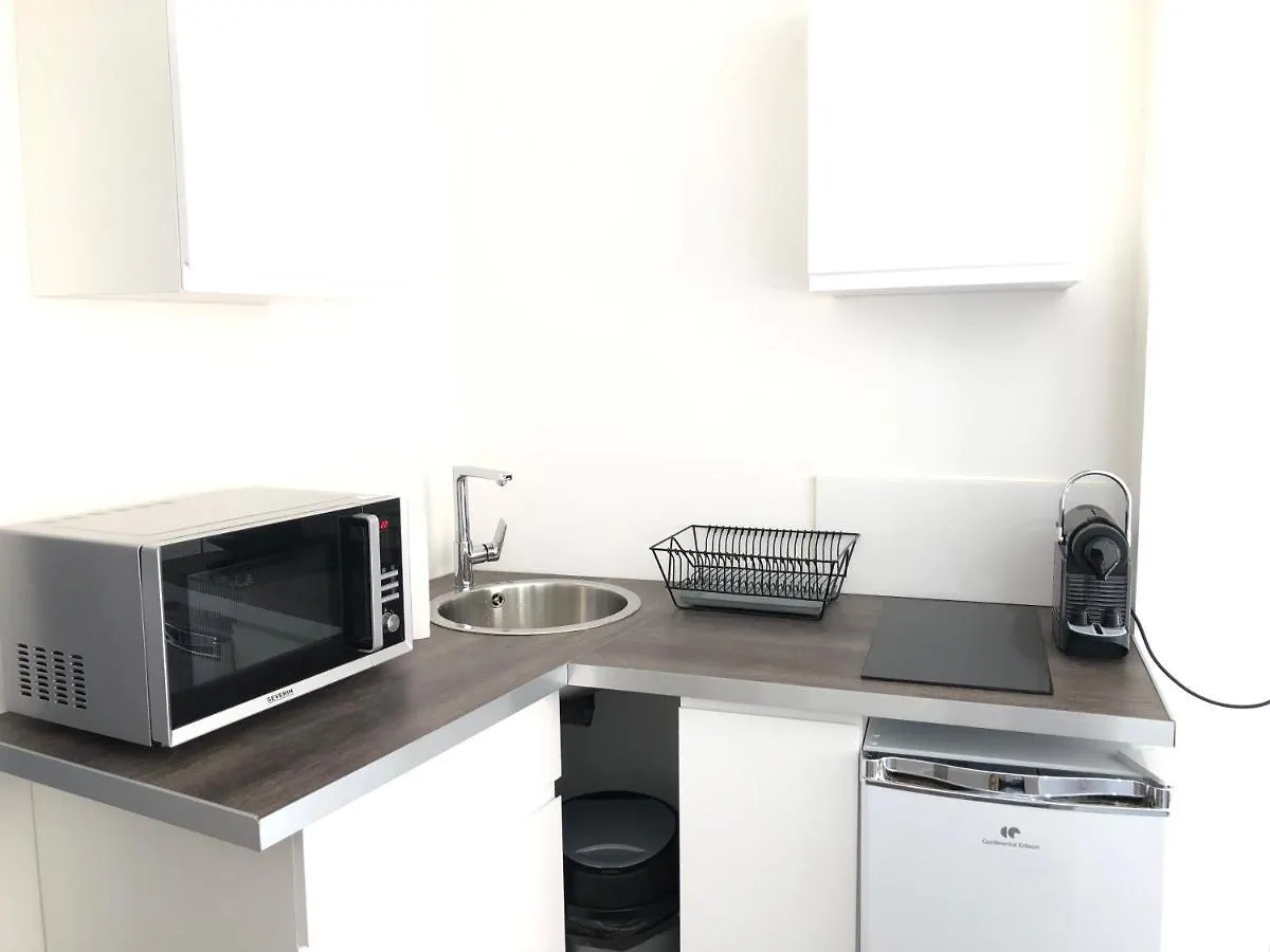 Double Studios Independant, Hyper Centre, Wifi Hyeres 0*,  France